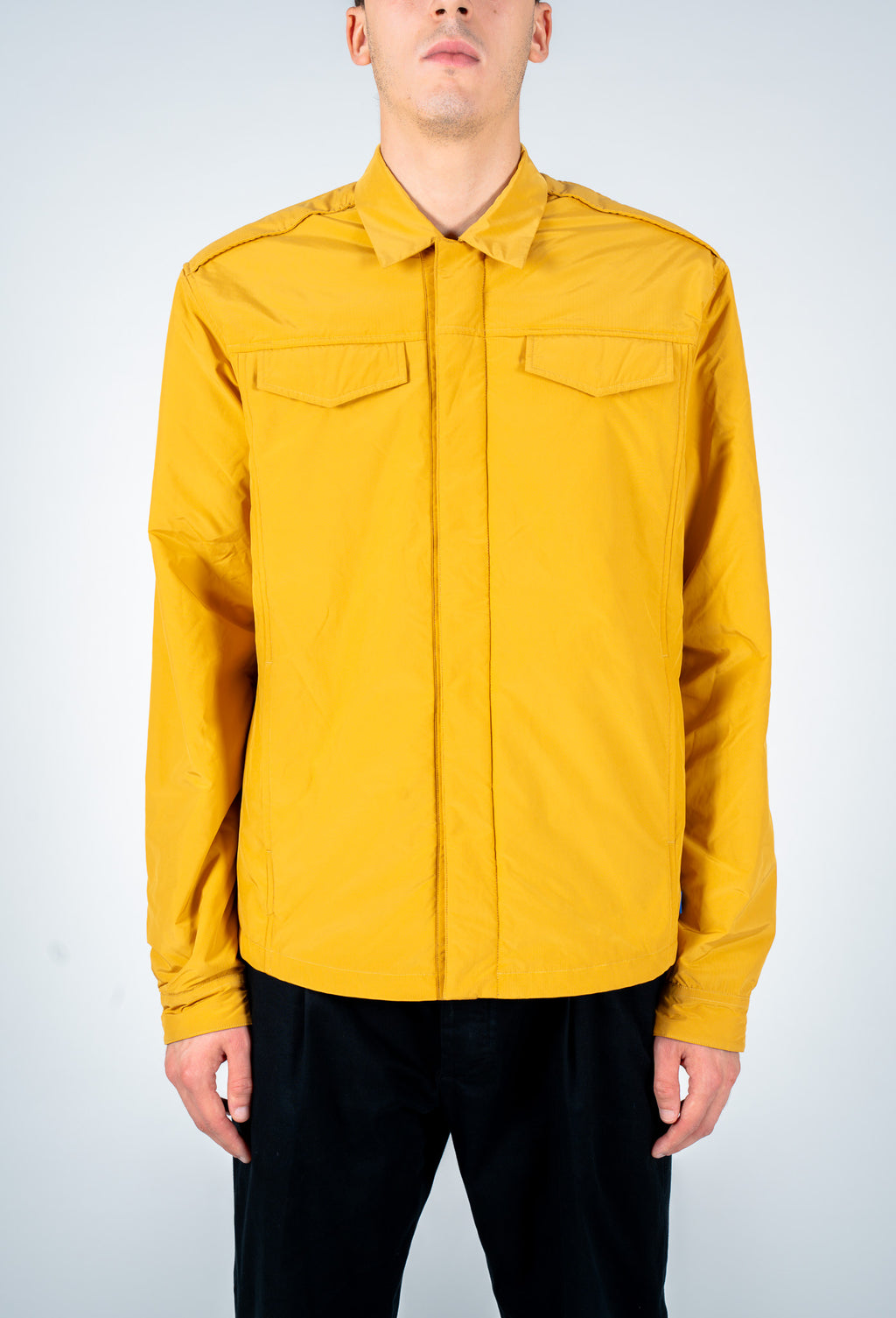 Overshirt color caramello