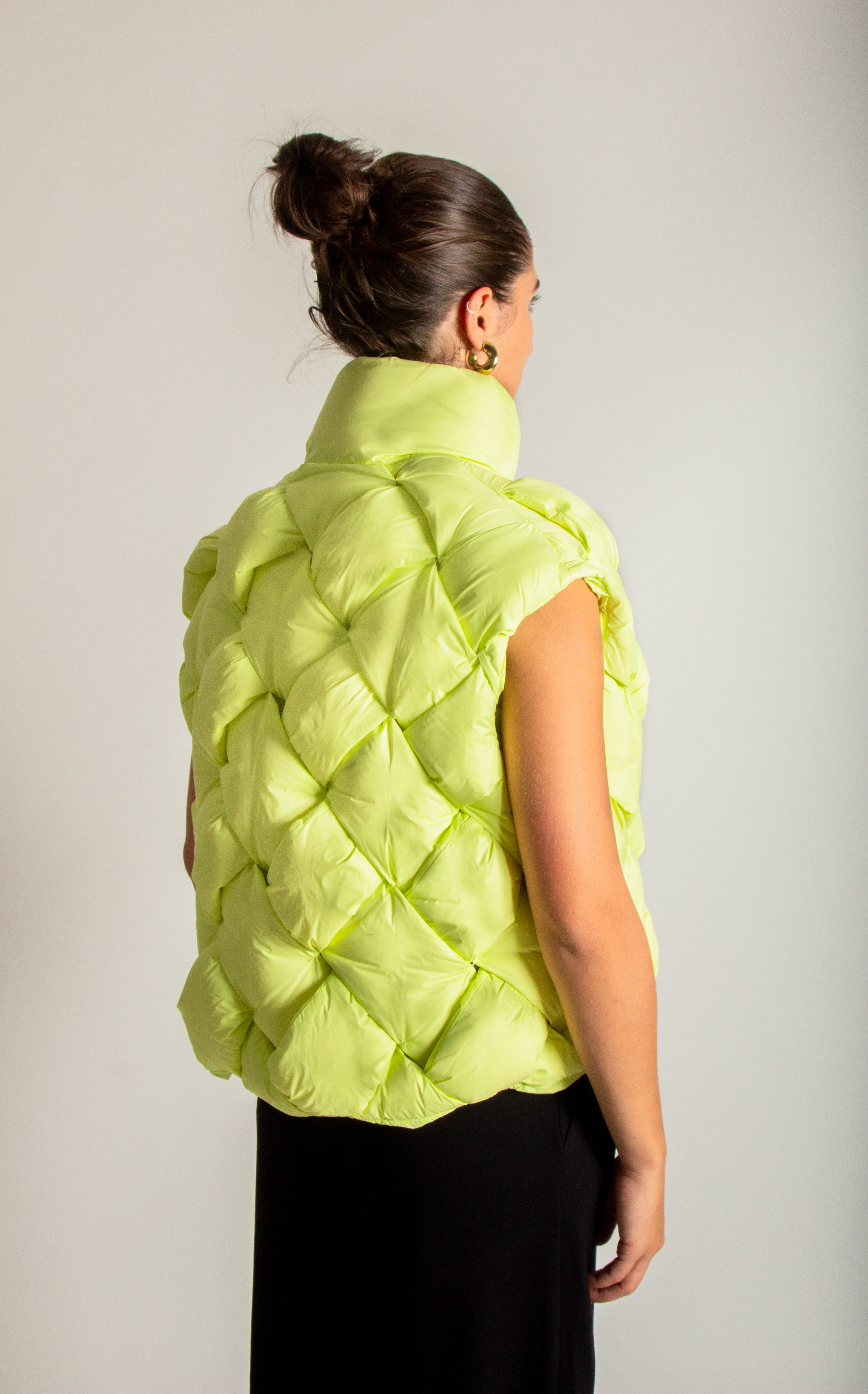 Piumino senza maniche handmade intrecciato