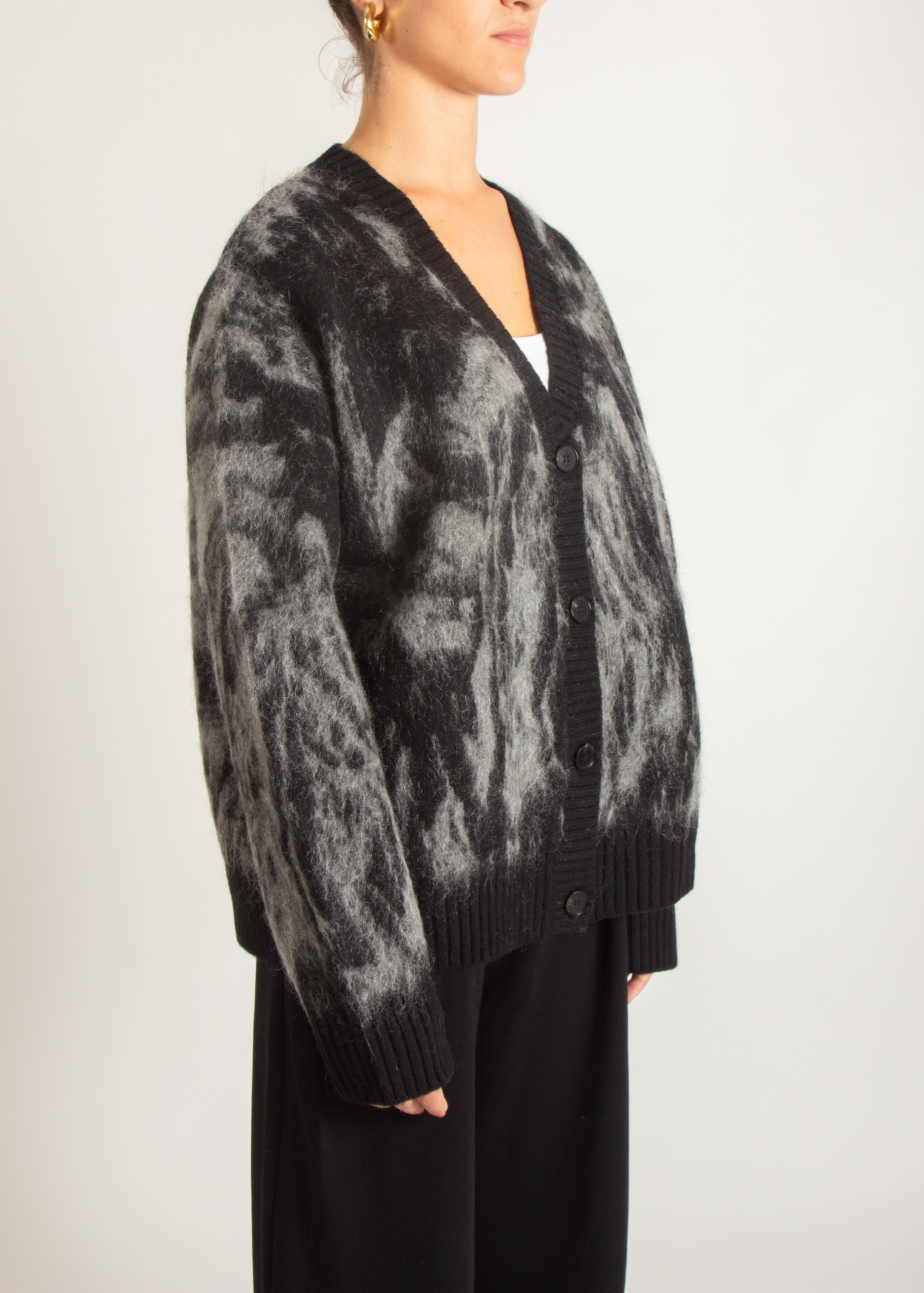 Cardigan tema astratto